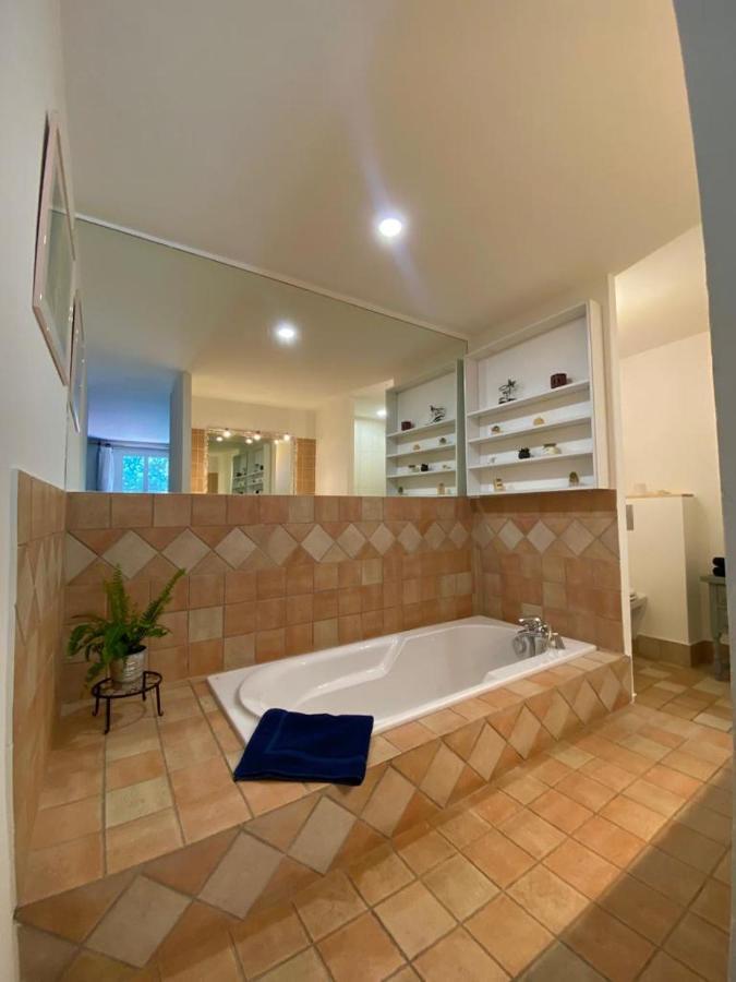 Mas Bella Vida - Chambres D'Hotes พูเจต-เทนิแยร์ ภายนอก รูปภาพ